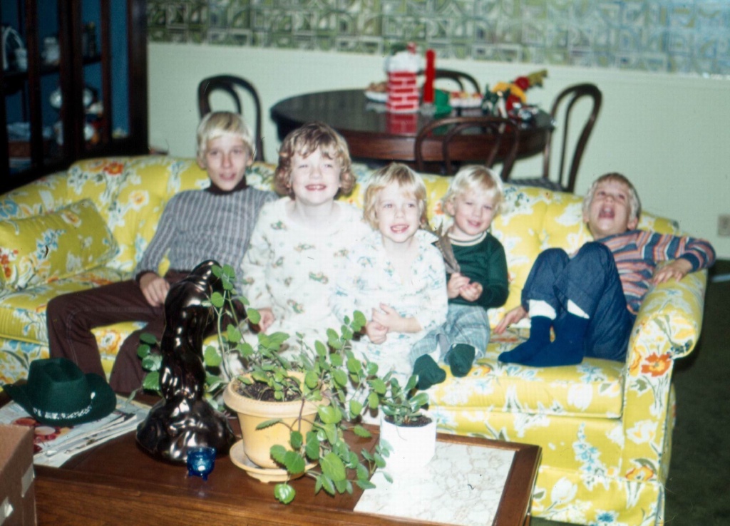 1975-12-27-Barkmeiers-Champagne-IL.jpg